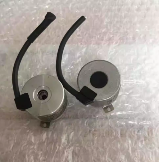 HENGSTLER 0 541 136 AD36/1217AF.ORBIB 5VDC=/0.2A S.069331/006/0511 encoder - Image 2