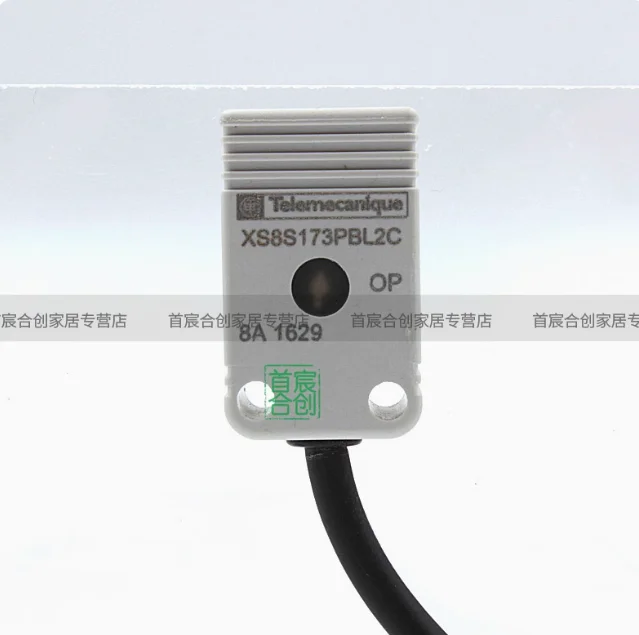 SCHNEIDER proximity switch XS8S143PL2C inductive sensor PNP normally closed DC 12-24V - Image 4