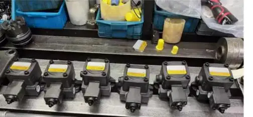 KCL Hydraulic oil pump Vane Pump VQ20-6-FRAA-01 VQ20-6-FRAA-02 VQ20-6-FRAA-03 VQ20-8-FRAA-01 VQ20-8-FRAA-02 VQ20-8-FRAA-03 - Image 3