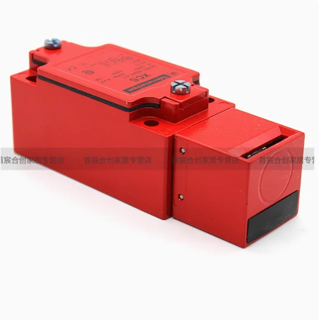 SCHNEIDER safety door switch lock XCSA501 XCSA502 XCSA701 XCSA702 XCSA801 XCSA802 XCSZ12 XCSA703 - Image 3