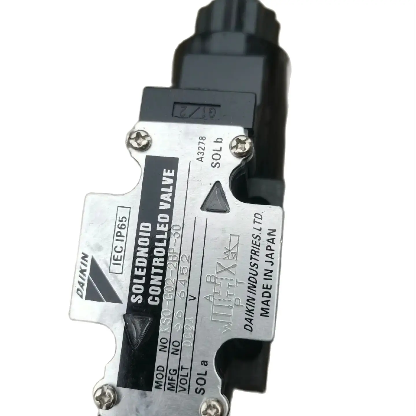 KSO-G03-2CB-20-EN KSO-G03-4CP-20 KSO-G02-3CP-30 KSO-G02-2DB-30-N. Original new DAIKIN SOLENOID CONTROLLED Hydraulic VALVE - Image 4