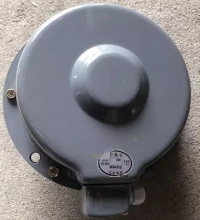 YPE200S2-4Z 0.2kw YPE300S2-4Z 0.3kw YPE400S2-4Z 0.4kw YPE500S2-4Z 0.5kw FuTe three-phase disc brake asynchronous motor - Image 2