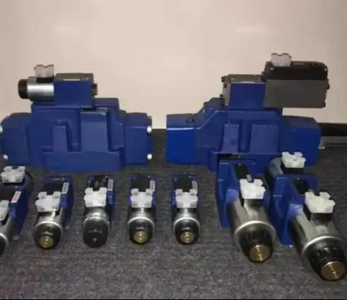 R431002820 solenoid valve 4WRE10E50-2X/G24K4/V 4WRE10E50-22/G24K4/V Original new Handwheel pressure regulating valve - Image 2