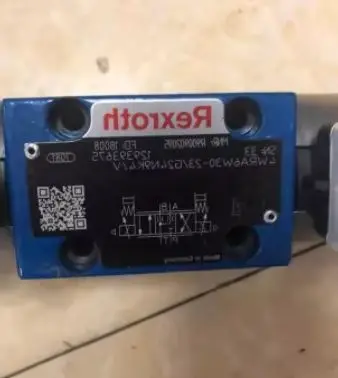 R900902095 4WRA6W30-23/G24N9K4/V 4WRA6W30-2X/G24N9K4/V 4WRA6W30-22/G24N9K4/V hydraulic proportional directional valve - Image 2